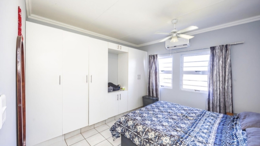 4 Bedroom Property for Sale in Gonubie Eastern Cape